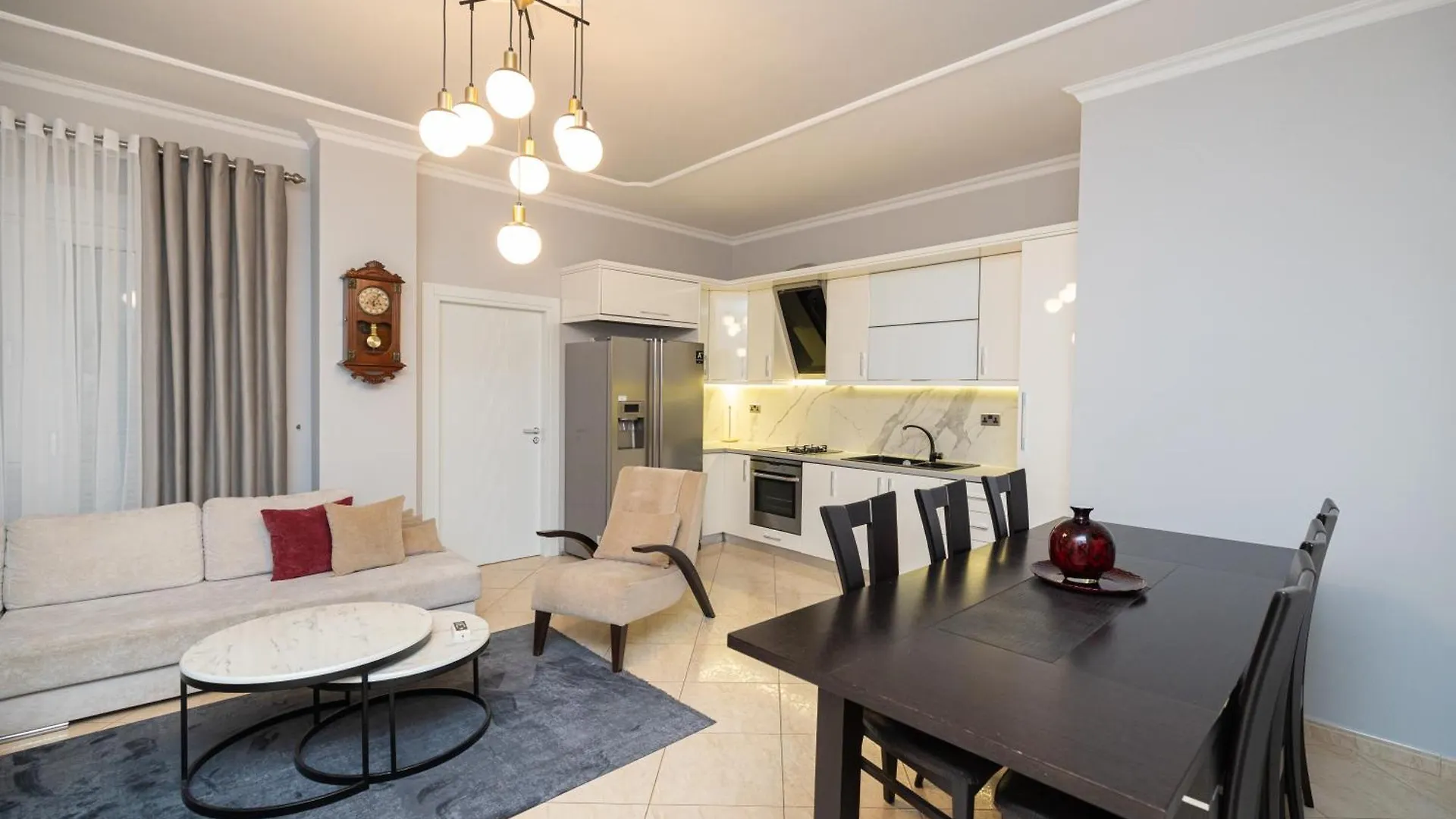 Adams Apartment Vlore